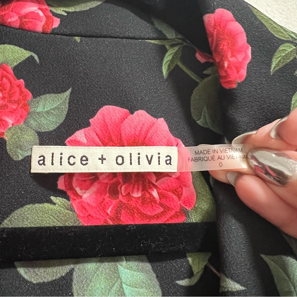 Alice + Olivia Breann Long Fitted Blazer Jacket In Cheri Floral Print - Picture 13 of 15